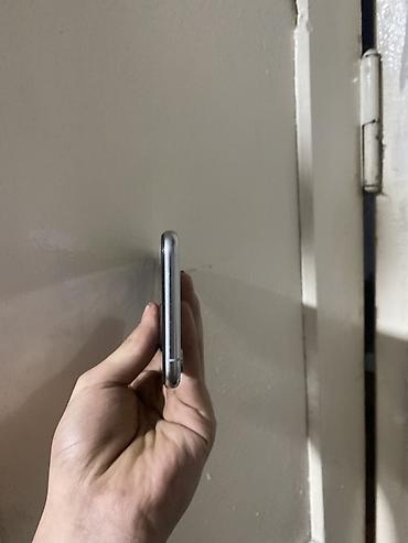 Уюлдук телефондор жана аксессуарлар: Продаю Айфон Х в идеале Только разбит экран снизу но на работу не как — 2