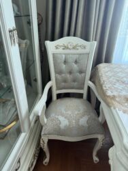 Qonaq otağı dəstləri: İşlənmiş, Komod, Masa və oturacaqlar, Divan, Kredit yoxdur, Türkiyə — 9