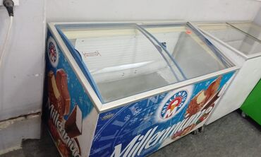 Soyuducu vitrinləri: Soyuducu super işləyir 3ay zemanetle satilir çeşid çoxdur gelib baxa
