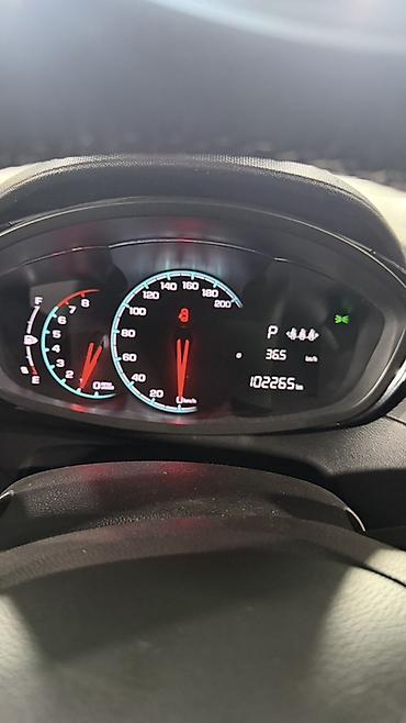 хэчбек: Chevrolet Spark: 2020 г., 1 л, Автомат, Бензин, Хэтчбэк — 8