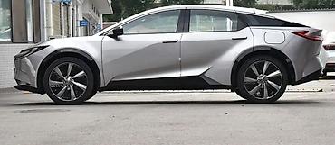 Продажа авто: Toyota bZ5: 2026 г., 0.2 л, Автомат, Электромобиль, Кроссовер — 3