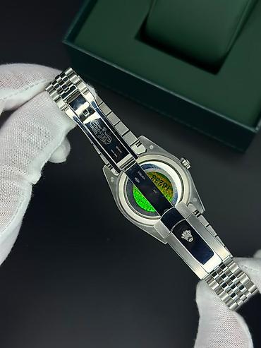 mersedes saat: Rolex Datejust, mavi “sunburst” siferblatlı, paslanmayan poladdan — 5