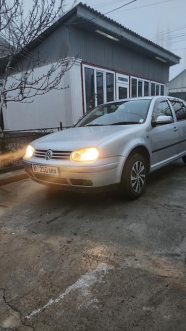 Volkswagen: Volkswagen Golf: 2002 г., 1.6 л — 4