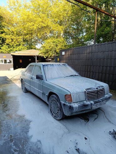 Mercedes-Benz: Mercedes-Benz 190: 2 l | 1991 il Universal — 4