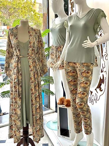 Домашние костюмы: Широкий ассортимент женских пижам халатов И мужских и детских рынок — 4