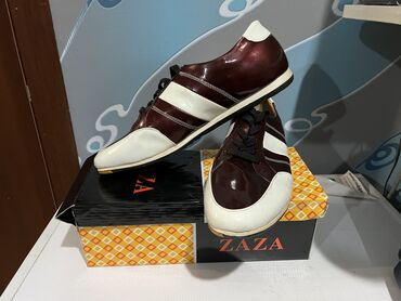 zara мужские: Продаю мужскую обувь 44 размера, новые. Заказали и не подошли по