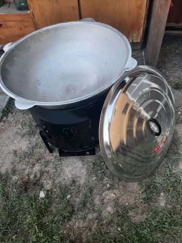 нижний джал: Казан с печью для приготовления на открытом огне Комплект: - Чугунный