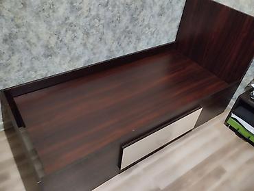 tek kravat işlənmiş: İşlənmiş, Təknəfərlik çarpayı, Matras ilə — 2