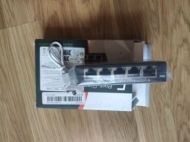 Elektron kitablar: YENİ 5 portlu gigabit Ethernet switch, ev və ofis şəbəkələrində yüksək
