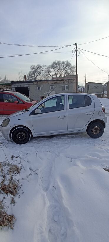 Toyota: Toyota Vitz: 1999 г., 1 л, Автомат, Бензин, Хэтчбэк