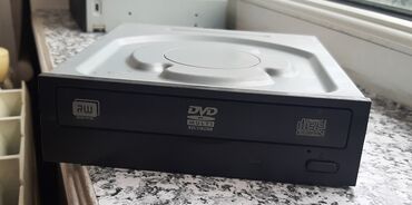Настольные ПК и рабочие станции: Kompüter üçün Diskovod (disk qoymaq üçün) 1 ədədi - 5 AZN 1 ədəddən