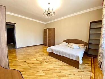 Долгосрочная аренда квартир: For rent 3 bedroom apartment is available in the Golden Square. 21/2 — 5