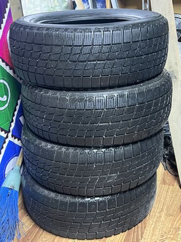 Шины: Шины 225 / 55 / R 17, Зима, Б/у, Комплект, Легковые, Япония, Bridgestone