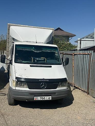 mers 817: Грузовой фургон Mercedes‑Benz Sprinter 312D (длинная база, тентованный — 1