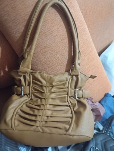 Torbe: Plišana torbica u obliku srca - Model: srce, mekani veštački krzneni — 235