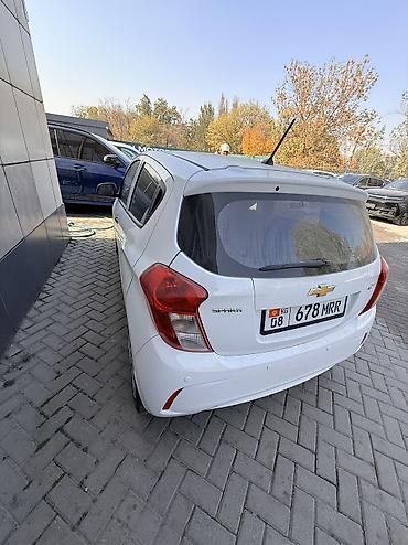 byd champion: Chevrolet Spark: 2018 г., 1 л, Автомат, Бензин, Универсал — 3