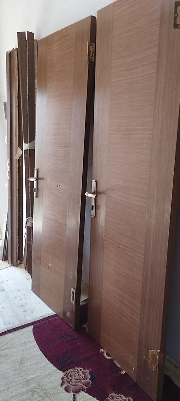 2ci əl qapı: Qapinin birinde kicik bir defet var. Saglam qapilardir. Ölcusu — 2