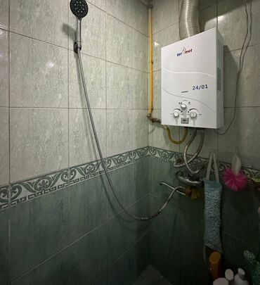 Köhnə tikili: Bakı, Yeni Günəşli Massiv B, 3 otaqlı, Köhnə tikili, 60 kv. m — 12