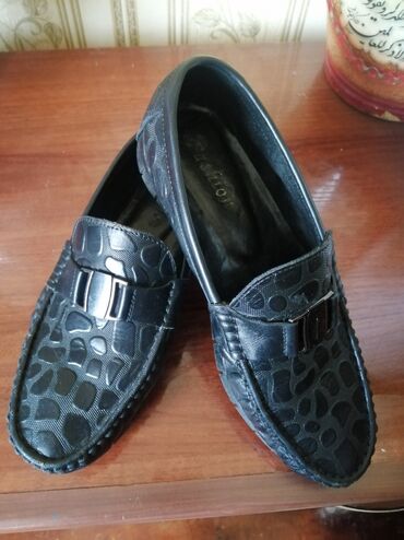 пылесос без мешка для сбора в Азербайджан | ПЫЛЕСОСЫ: Туфли, 40, цвет - Черный