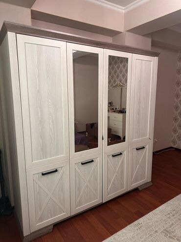 lalafo mebel ikinci el dolablar: Belarusiya istehsali Dolab. 450man. Ideal veziyyetdedi.Ici genis