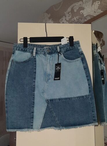 Ətəklər: Cins etek.tezedir etketi ustunde. 21m — 6