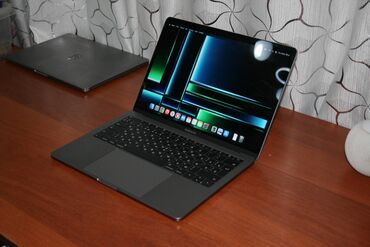 macbook ремонт: Ноутбук, Apple, 8 ГБ ОЗУ, Intel Core i5, 13.3 ", Б/у, Для работы, учебы, память SSD