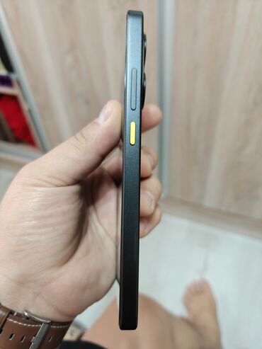 Poco: Poco X7 Pro, Б/у, 512 ГБ, цвет - Желтый, 2 SIM — 2