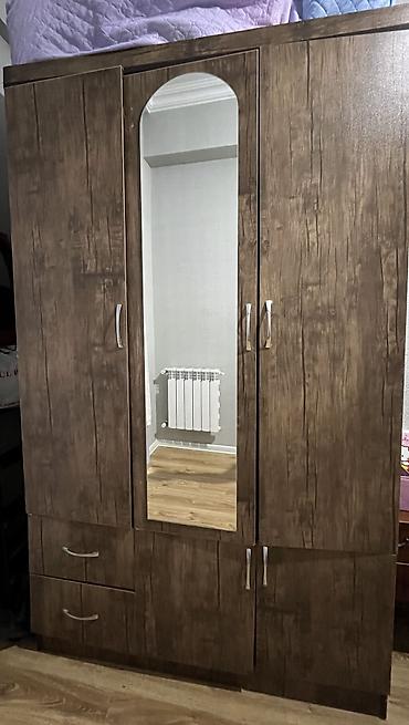 bedroom: Təknəfərlik çarpayı, Dolab, İşlənmiş — 1