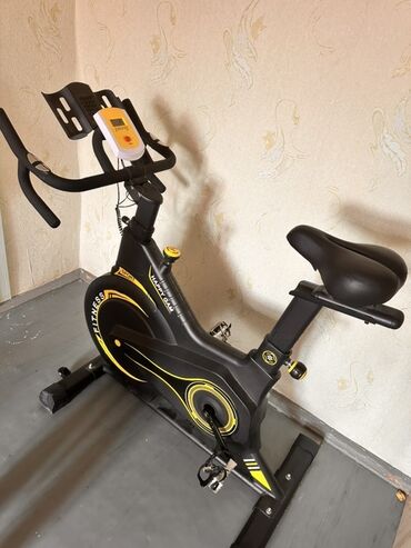 художественная литература: Cтационарный велотренажёр (спин-байк) для домашних кардио‑тренировок at lalafo.kg художественная литература: Cтационарный велотренажёр (спин-байк) для домашних кардио‑тренировок