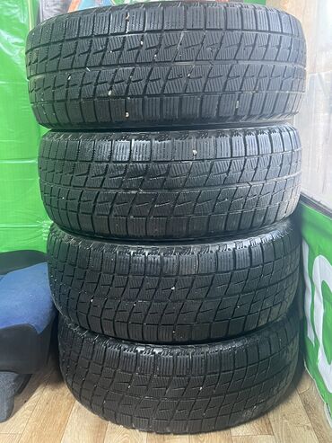 Шины: Шины 225 / 55 / R 17, Зима, Б/у, Комплект, Легковые, Япония, Bridgestone