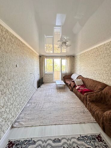 Продажа квартир: 3 комнаты, 58 м², 104 серия, 4 этаж, Евроремонт