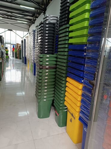 Tullantı qabları: Zibil qutulari

kreditle de verilir. 

Tək şəxsiyyət vəsiqəsilə kredit — 6