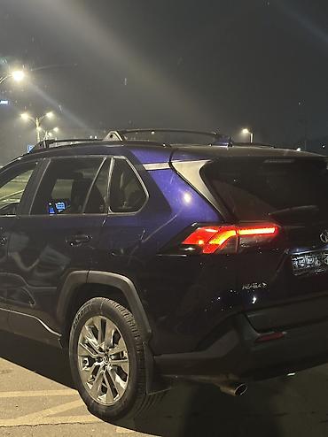 Toyota: Toyota RAV4: 2018 г., 2.5 л, Автомат, Бензин, Кроссовер — 4