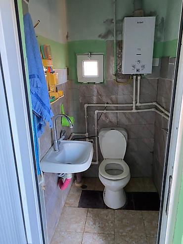 ev satilir type 1: Maşdağa qəsəbəsində 2 otağlı ev təcili satılır.Ev geniş,işıqlı rahat — 5