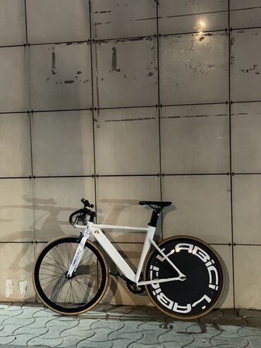 велосипеды на прокат: Шоссе велосипеди, Велосипед алкагы L (172 - 185 см)