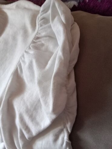 Bluze:  Bela, pamučna bluzica, Vel . xl, Nemačka roba, modernog kroja. Par — 7