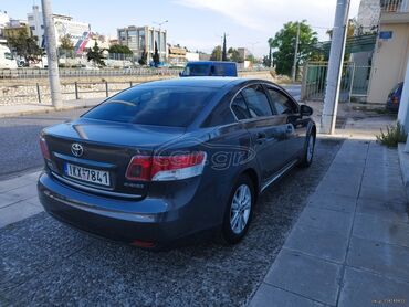 Οχήματα: Toyota Avensis: 1.8 l. | 2010 έ. Λιμουζίνα