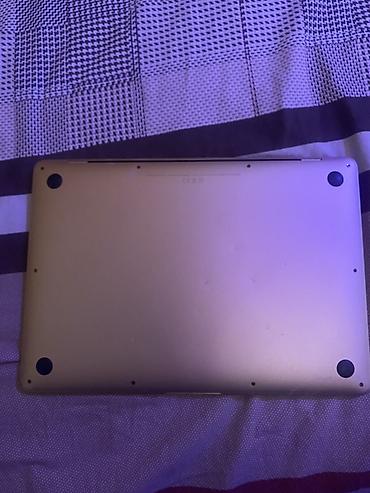apple notebook: Apple MacBook Air (qızılı rəng) - Model: MacBook Air (nəsil şəkildən — 3