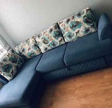 ucuz bal: Künc divanı – rahat L formalı model - Yumşaq mavi rəngli upholstery — 1