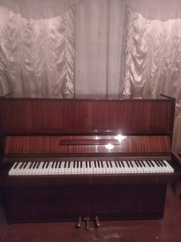 Pianolar: Piano, Akkord, Akustik, İşlənmiş