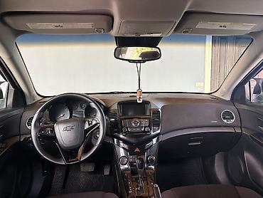 mitsubishi lancer evolution: Chevrolet Cruze: 1.4 l | 2013 il 276000 km Sedan — 5