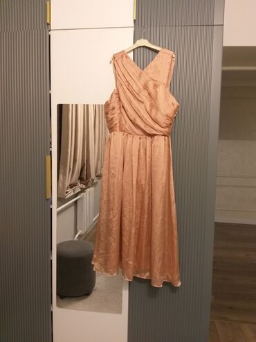 вечернее платье шелк: Вечернее платье, Длинная модель, Шелк, Без рукавов
