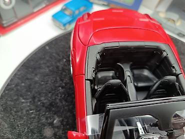 Avtomobil modelləri: Ferrari, 2026 il, 1:18, Dəmir, Ünvandan götürmə — 13