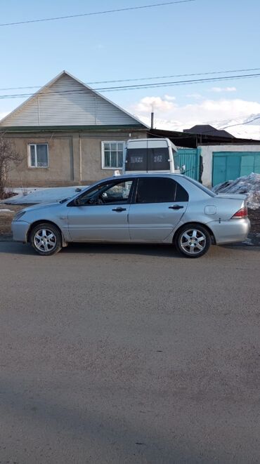 Mitsubishi: Mitsubishi Lancer: 2003 г., 1.6 л, Механика, Бензин, Седан