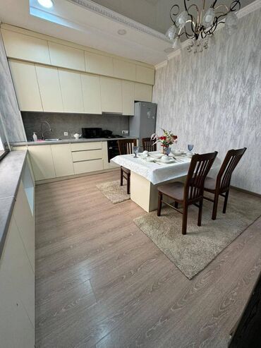 Продажа домов: Дом, 270 м², 8 комнат, Агентство недвижимости — 16