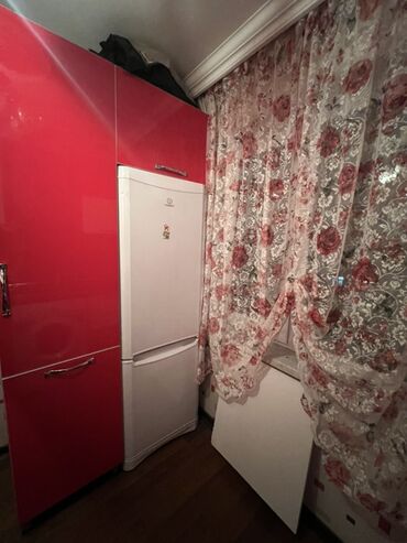 Uzunmüddətli kirayə mənzillər: Gəncə şəhərində 2 otaqlı mənzil - Zal həm istirahət, həm də qonaq -da lalafo.az — 8 Uzunmüddətli kirayə mənzillər: Gəncə şəhərində 2 otaqlı mənzil - Zal həm istirahət, həm də qonaq — 8