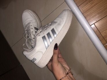 čipkaste patike: Adidas, 38, color - White