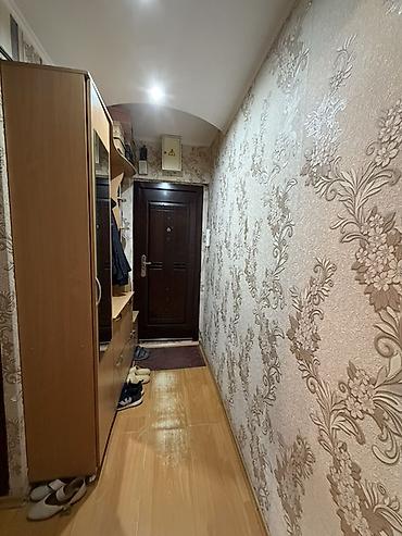 Продажа квартир: 3 комнаты, 60 м², 8 мкр 104 серия, 3 этаж — 2