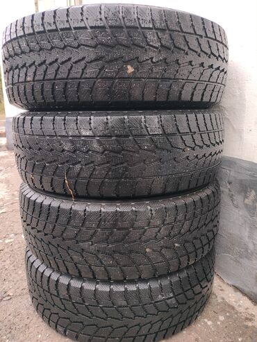 Шины: Шины 215 / 65 / R 16, Зима, Б/у, Комплект, Легковые, Toyo