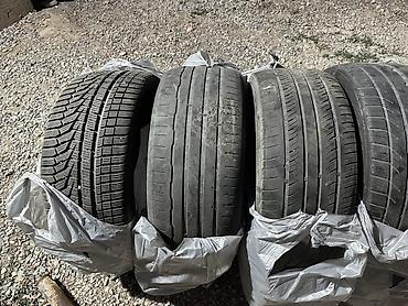 шины комплект: Комплект из 4 автомобильных шин разного типа и протектора.19 размер — 2